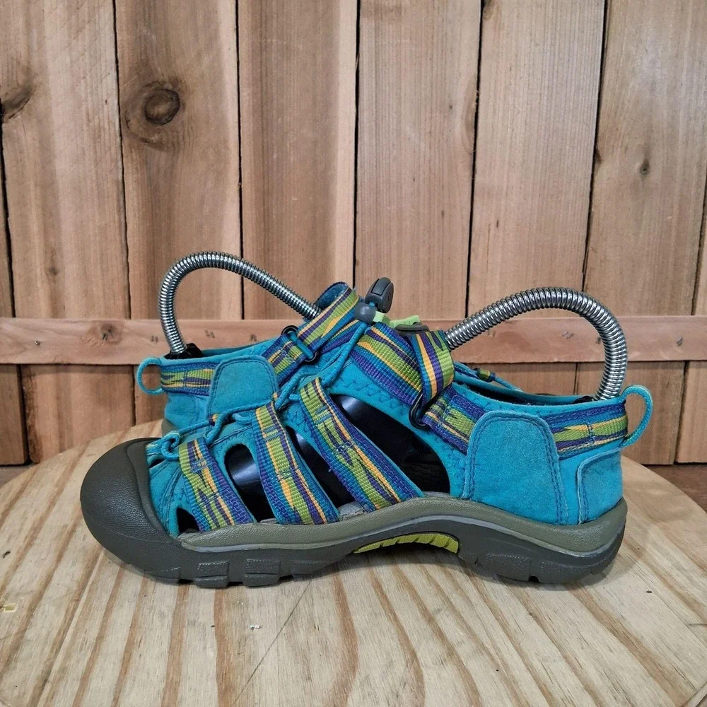 KEEN Newport H2 Sandals Kids Size 4 Blue Stripe Waterproof Hiking Shoes